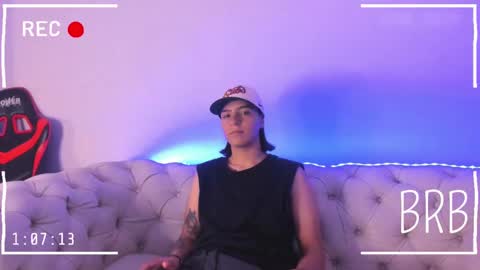 liiam_smith_ online show from February 6, 2025, 3:09 pm