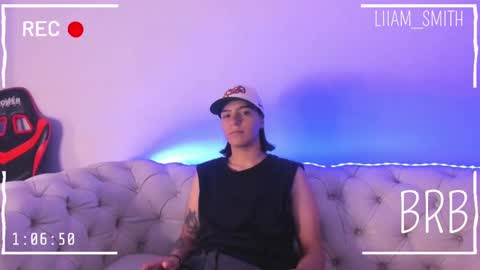 liiam_smith_ online show from March 10, 2025, 11:42 am