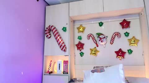         online show from December 26, 2024, 5:51 pm