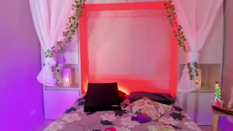         online show from May 16, 2026, 11:42 am