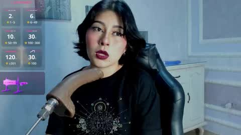 Snapshot of liily_hot chatting on October 26, 2025, 3:45 am LIILY online show from October 26, 2025, 3:45 am