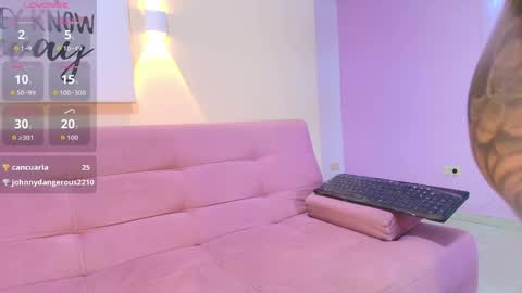 Lily online show from May 31, 2026, 6:09 pm