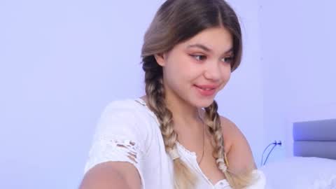 Snapshot of liimeee chatting on September 20, 2025, 6:36 am liimeee online show from September 20, 2025, 6:36 am
