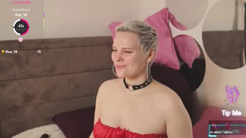 likaaberry online show from October 9, 2025, 5:05 am