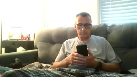 Snapshot of like2watchuwatchme chatting on October 29, 2025, 1:24 pm Like2watchuwatchme online show from October 29, 2025, 1:24 pm