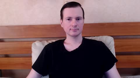Snapshot of likeable_rogue chatting on January 9, 2025, 9:06 am Conor online show from January 9, 2025, 9:06 am