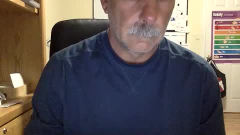 likefhot online show from April 27, 2026, 12:14 pm