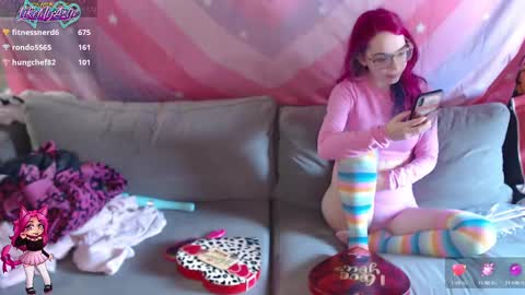 LikeMyAshe online show from February 19, 2025, 8:10 pm