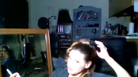 likerightnow online show from February 18, 2026, 6:09 am