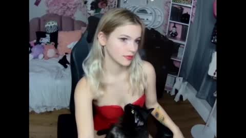 Lil Bunny online show from December 2, 2024, 9:06 pm