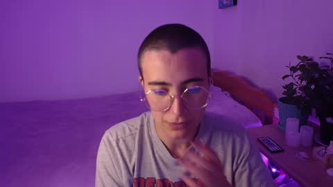 im MIA  -- MY OF is catsito3 online show from January 11, 2025, 7:17 am
