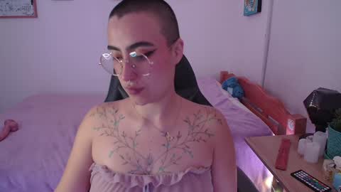 im MIA  -- MY OF is catsito3 online show from February 8, 2025, 6:12 am