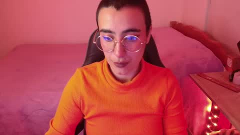 im MIA  -- MY OF is catsito3 online show from March 5, 2025, 4:45 am