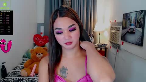 LILY online show from February 10, 2025, 1:55 pm