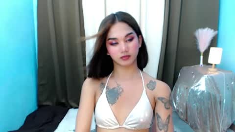 LILY online show from June 11, 2026, 4:38 pm