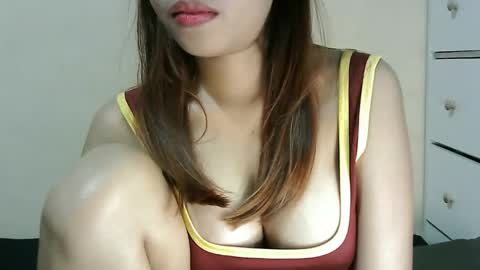 Snapshot of lil_jane21 chatting on December 19, 2025, 11:06 am lil_jane21 online show from December 19, 2025, 11:06 am