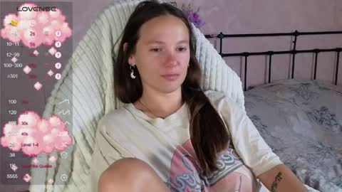 little moon online show from June 5, 2026, 9:42 pm