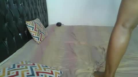 lil_meg online show from February 5, 2026, 11:26 am