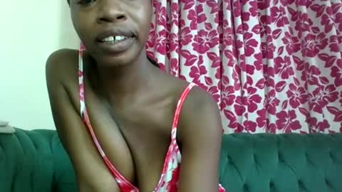 Snapshot of lil_paula chatting on February 3, 2025, 11:53 am serenity online show from February 3, 2025, 11:53 am