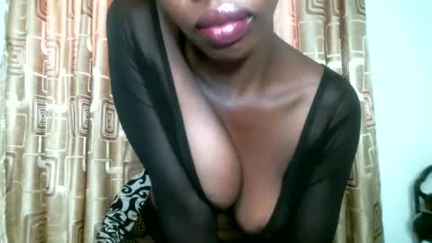Snapshot of lil_paula chatting on April 20, 2026, 7:22 am serenity online show from April 20, 2026, 7:22 am
