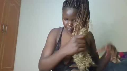 brinna online show from October 12, 2025, 12:20 am