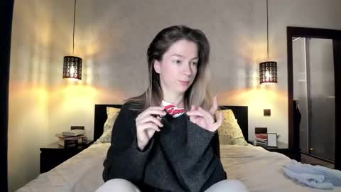 Snapshot of lil_uff chatting on October 23, 2025, 6:17 pm aka princessmaya online show from October 23, 2025, 6:17 pm