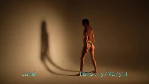 Snapshot of lil_uff chatting on October 27, 2025, 7:07 pm aka princessmaya online show from October 27, 2025, 7:07 pm