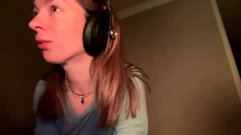 aka princessmaya online show from December 17, 2025, 9:32 pm