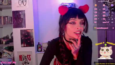 Lila online show from September 12, 2025, 8:53 pm