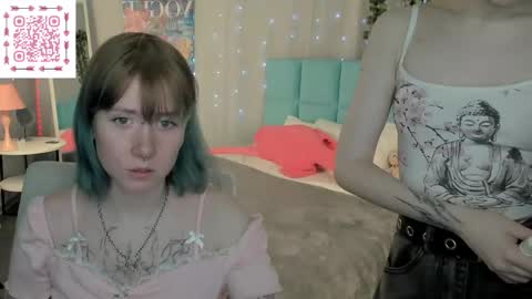 Lili online show from May 25, 2026, 2:39 am