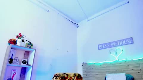Lilah Sweet online show from January 17, 2025, 5:51 pm