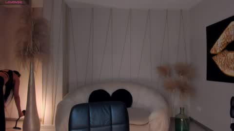 Snapshot of lilawest chatting on October 9, 2025, 10:46 am Lila West online show from October 9, 2025, 10:46 am