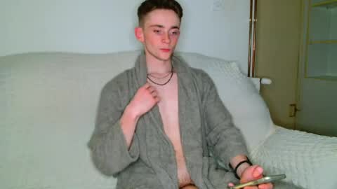 Snapshot of lilbearxxxx chatting on May 19, 2026, 12:05 am lilbearxxxx online show from May 19, 2026, 12:05 am