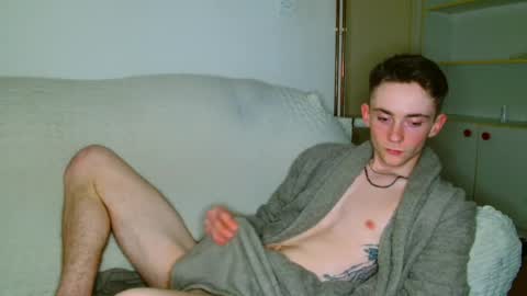 Snapshot of lilbearxxxx chatting on May 19, 2026, 1:56 am lilbearxxxx online show from May 19, 2026, 1:56 am