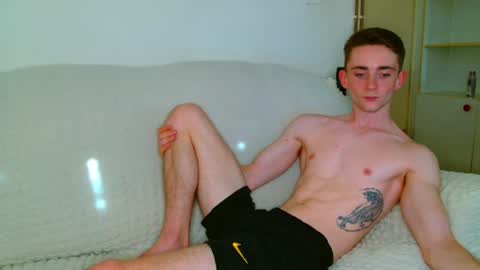 lilbearxxxx online show from July 31, 2026, 3:33 pm