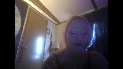 lilbit4u online show from March 6, 2025, 6:59 pm