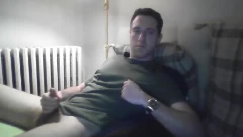 Snapshot of lilbrohhh chatting on February 16, 2026, 2:07 am lilbrohhh online show from February 16, 2026, 2:07 am