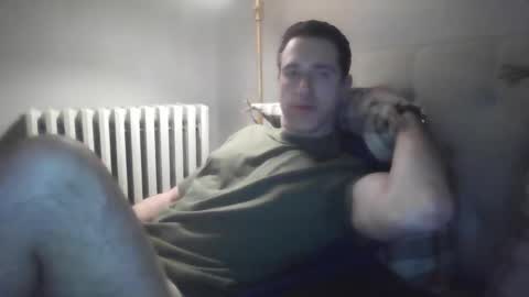 Snapshot of lilbrohhh chatting on February 28, 2026, 4:02 am lilbrohhh online show from February 28, 2026, 4:02 am