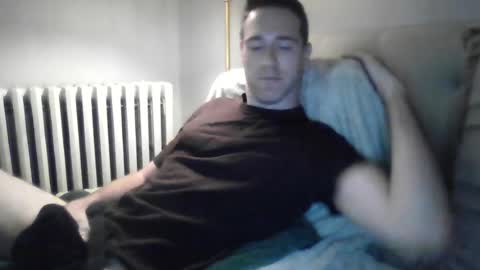 Snapshot of lilbrohhh chatting on June 24, 2026, 4:17 pm lilbrohhh online show from June 24, 2026, 4:17 pm
