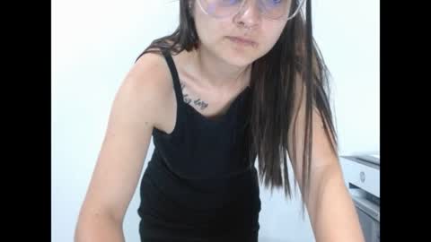 Valeri Villalobos  IG villa lobosvaleri online show from May 29, 2026, 1:14 am