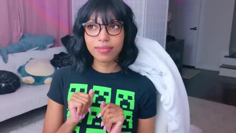 evie online show from January 17, 2026, 3:00 am