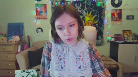 Lil online show from January 7, 2025, 3:02 pm