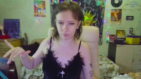 Lil online show from February 27, 2025, 7:04 pm