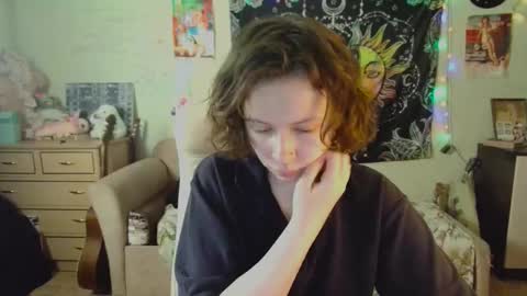 Lil online show from September 29, 2025, 2:00 pm