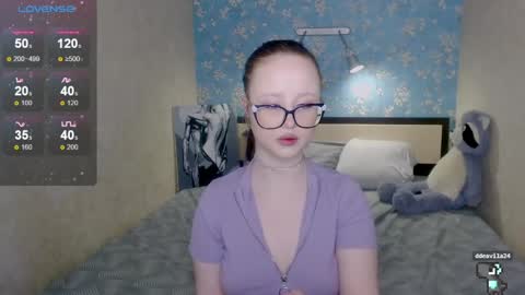 Nika and Lori online show from March 1, 2025, 6:32 pm
