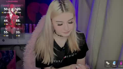 Snapshot of lilhornyprincess chatting on April 19, 2026, 4:17 pm Nika and Lori online show from April 19, 2026, 4:17 pm