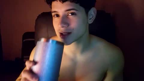 Snapshot of lilhotnando chatting on October 26, 2025, 4:07 am Fernando online show from October 26, 2025, 4:07 am