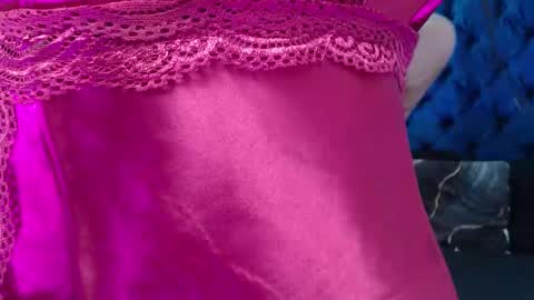 Lili online show from November 21, 2025, 3:16 am