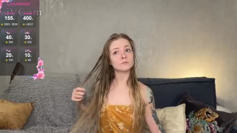 Snapshot of lili_01 chatting on November 22, 2025, 9:30 am Lili online show from November 22, 2025, 9:30 am