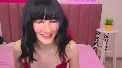 Lilli  follow me kiss online show from May 28, 2026, 11:40 am